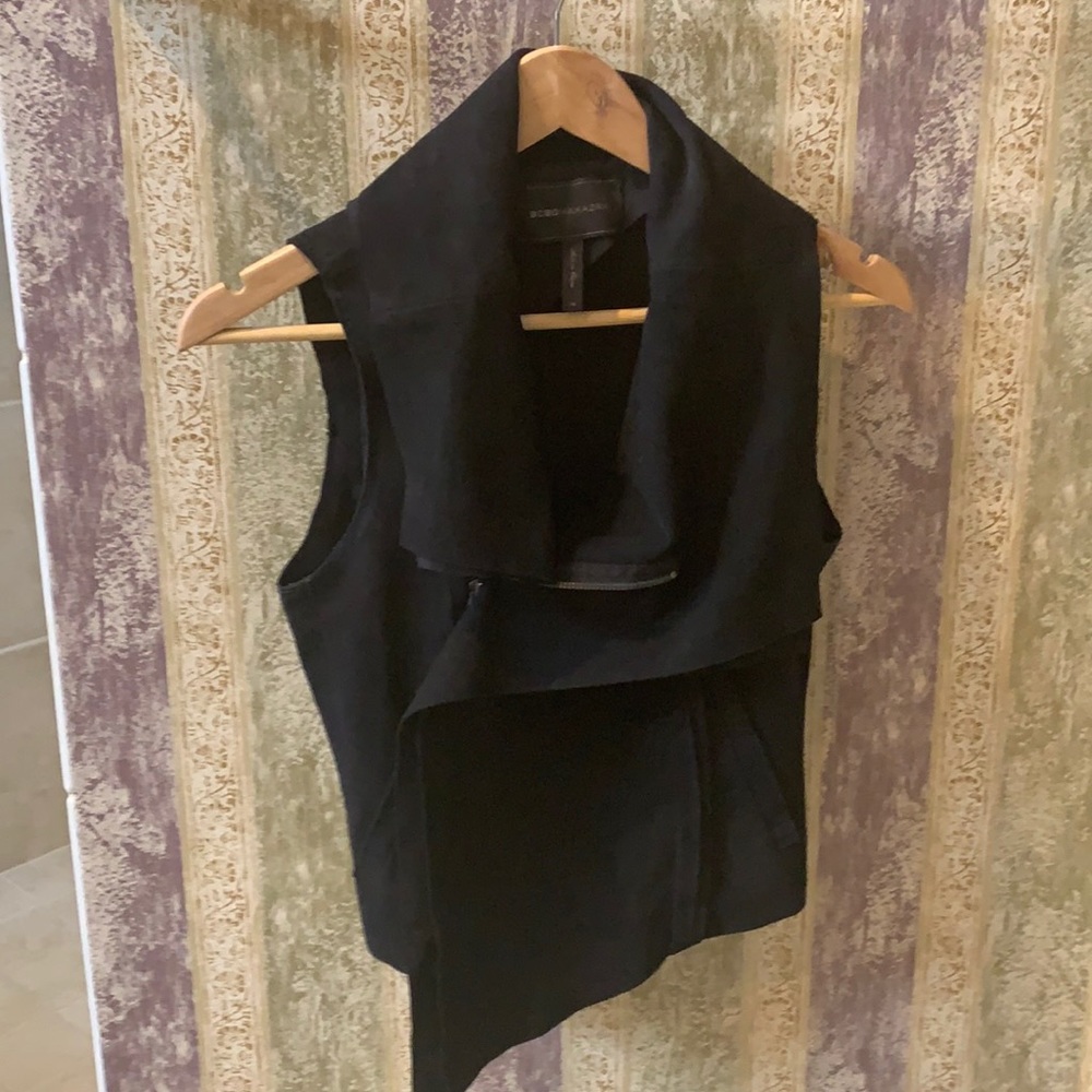 BCBG Maxazria black vest size xs